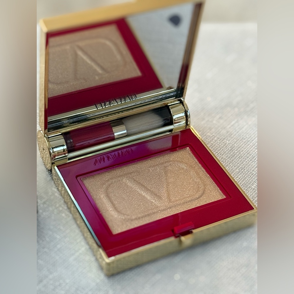 Valentino Eye2Cheek Dual-Use Blush & Eyeshadow 600 The Gold – New with Box